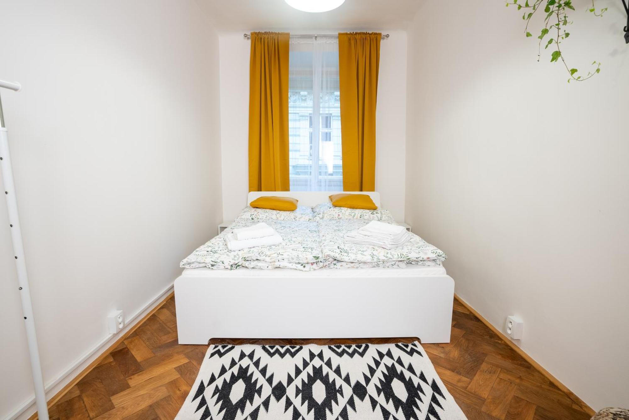 White Wolf House Hostel & Apartments Praha Eksteriør bilde